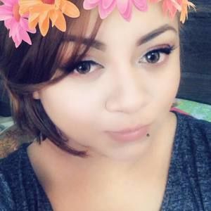 Meet your Posher, Mayra